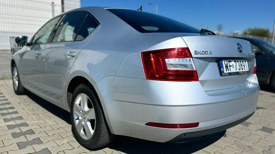 SKODA Octavia -