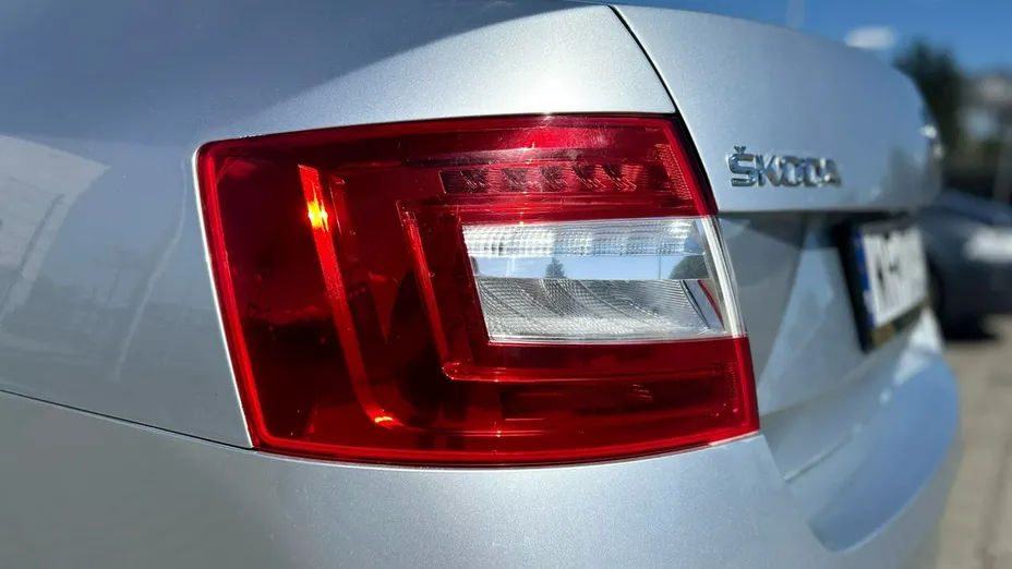 SKODA Octavia -