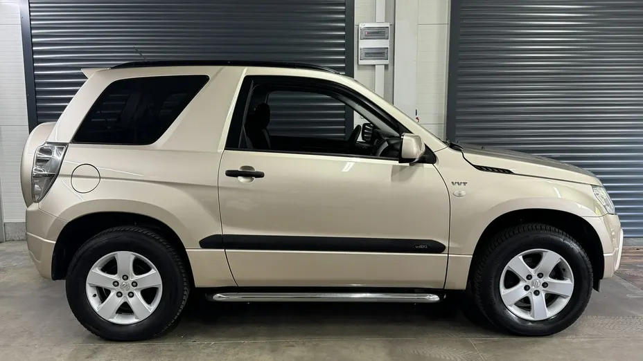 SUZUKI Grand Vitara -