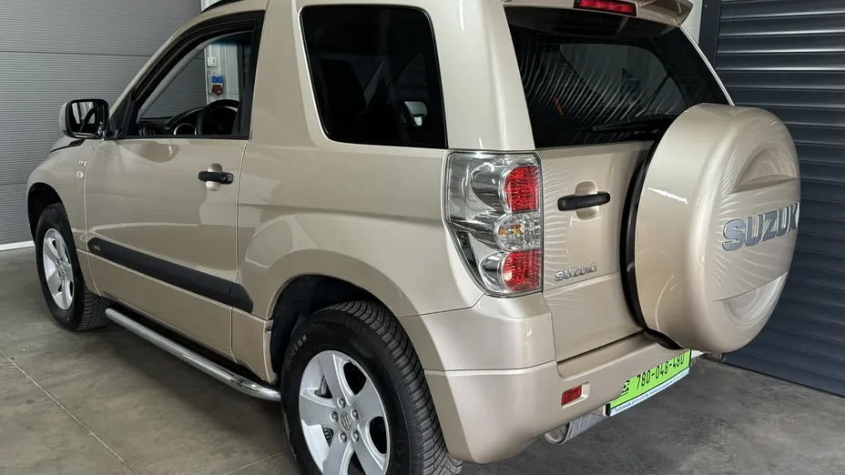 SUZUKI Grand Vitara -