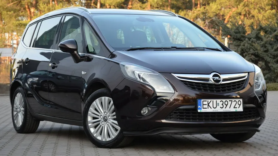 OPEL Zafira -