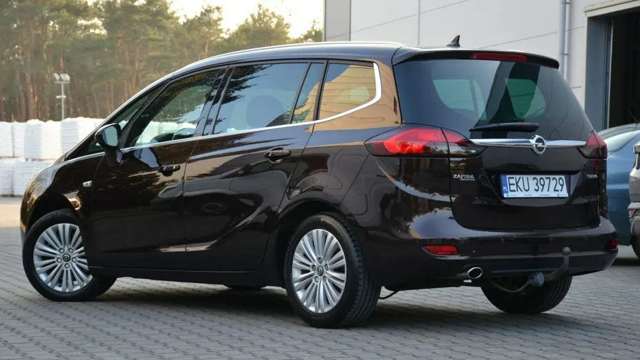 OPEL Zafira -