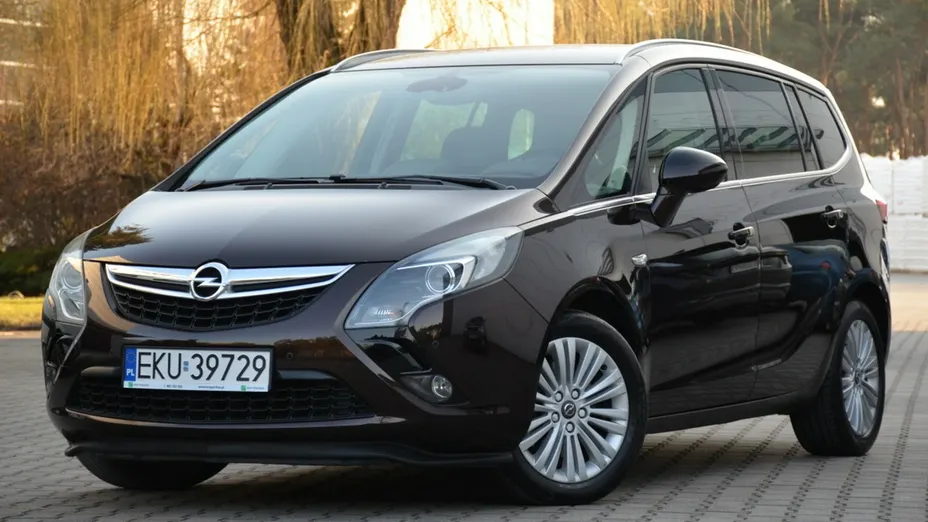 OPEL Zafira -
