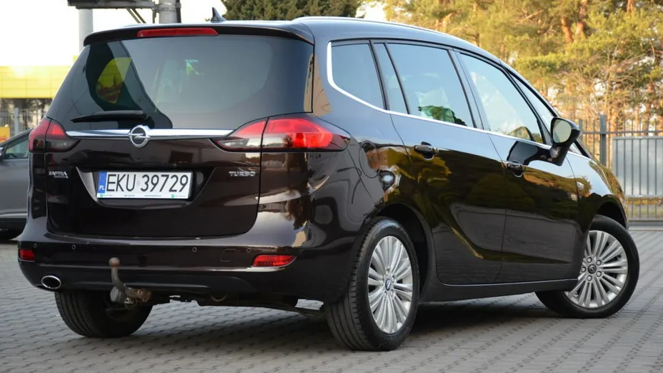 OPEL Zafira -