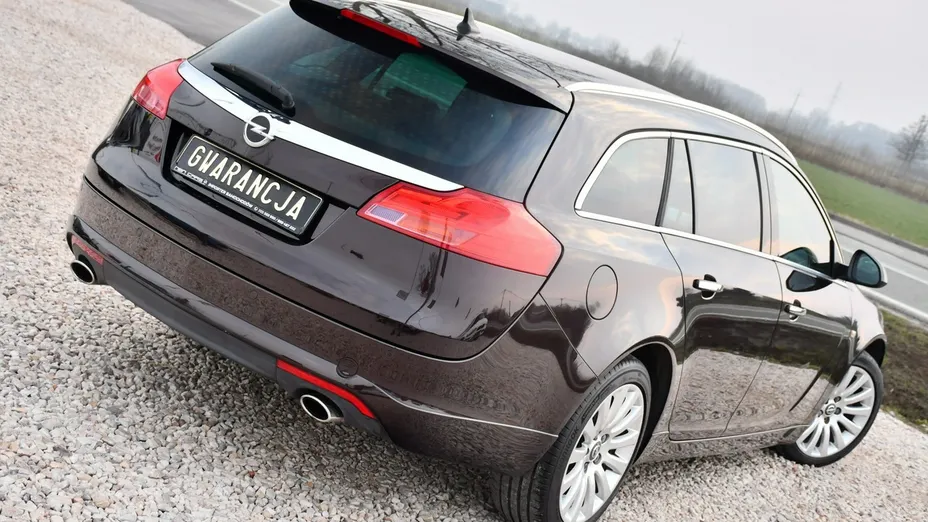 OPEL Insignia -