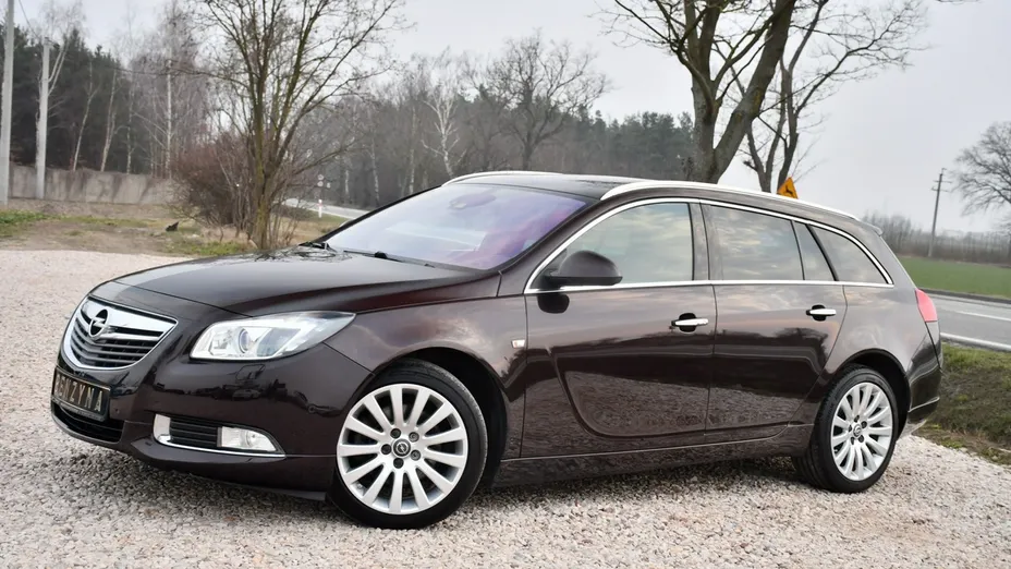 OPEL Insignia -