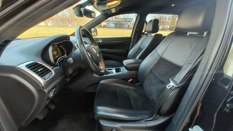 JEEP Grand Cherokee -