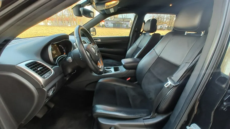 JEEP Grand Cherokee -