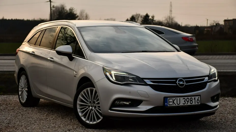 OPEL Astra -