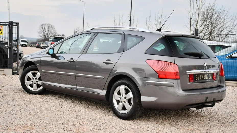 PEUGEOT 407 -