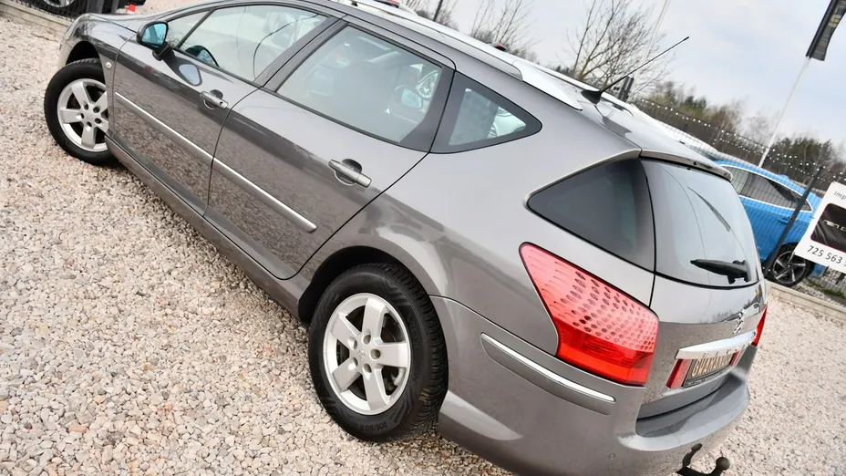 PEUGEOT 407 -
