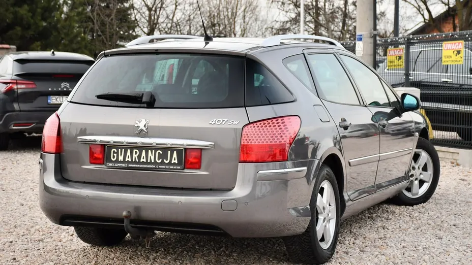 PEUGEOT 407 -
