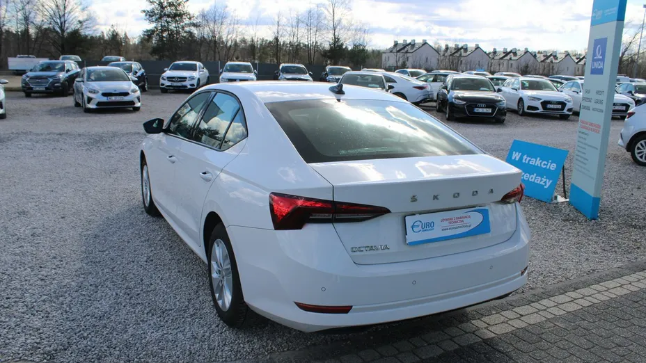 SKODA Octavia -
