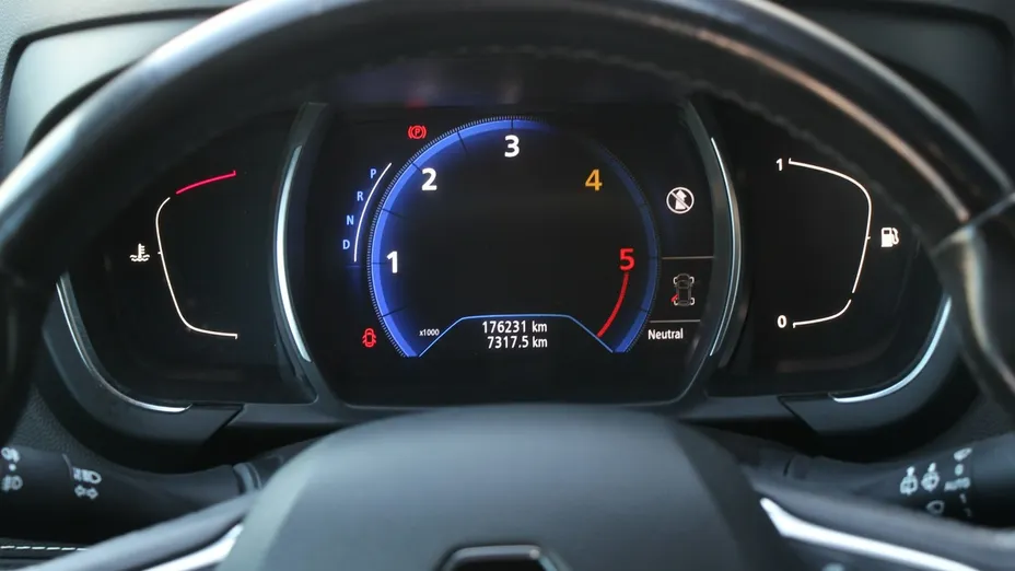 RENAULT Grand Scenic -