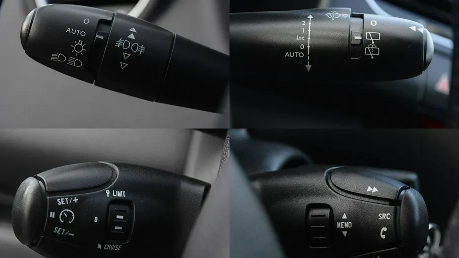 PEUGEOT 3008 -