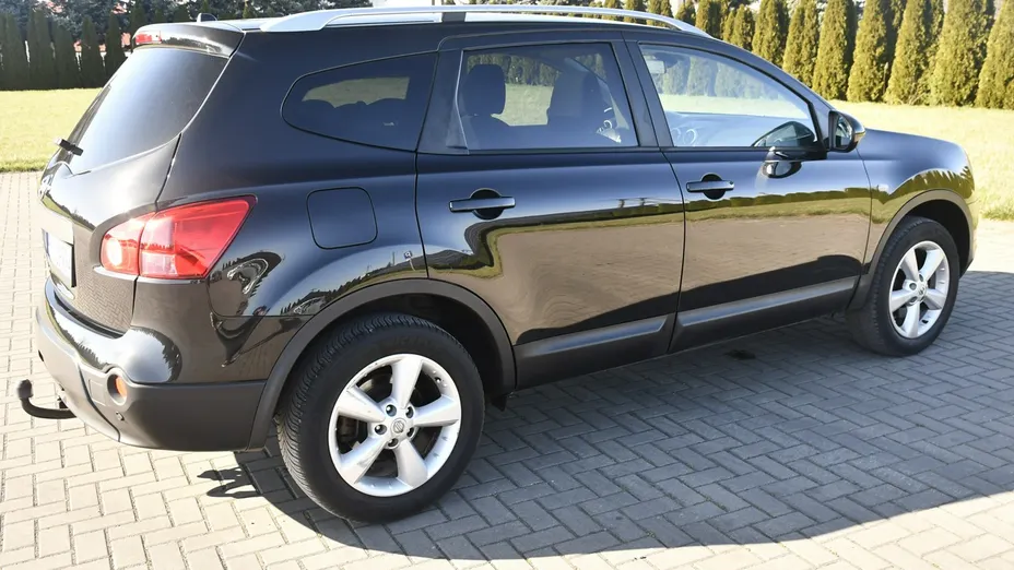 NISSAN Qashqai+2 -
