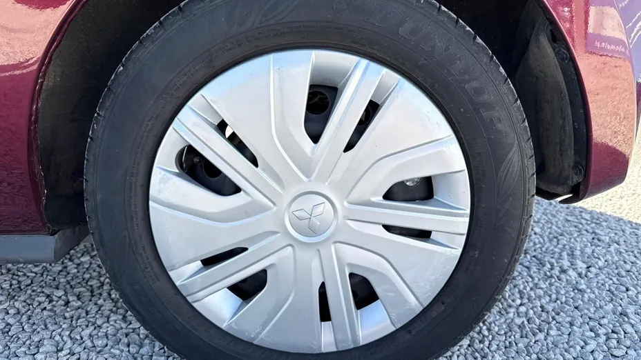 MITSUBISHI Space Star -