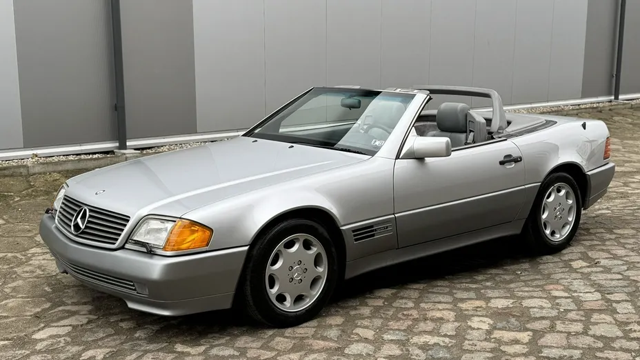 MERCEDES-BENZ SL -