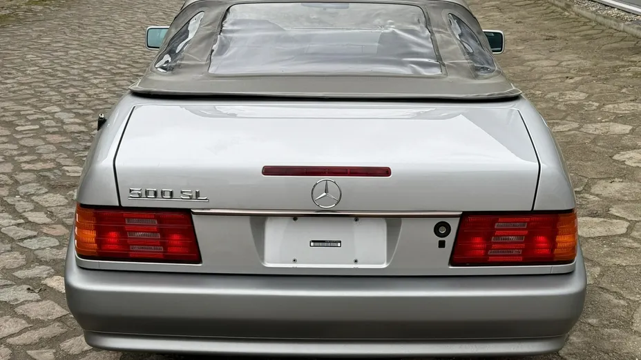 MERCEDES-BENZ SL -