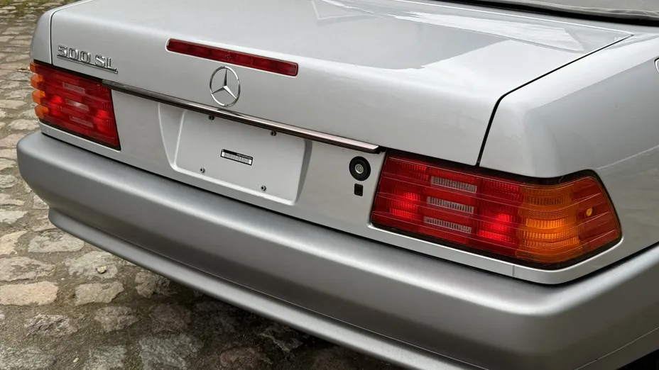 MERCEDES-BENZ SL -
