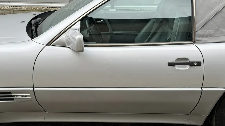 MERCEDES-BENZ SL -