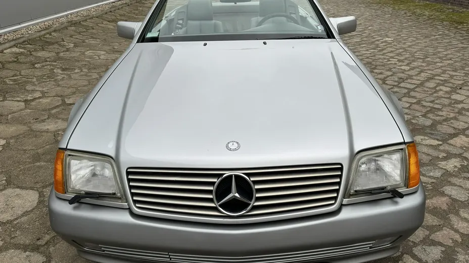 MERCEDES-BENZ SL -