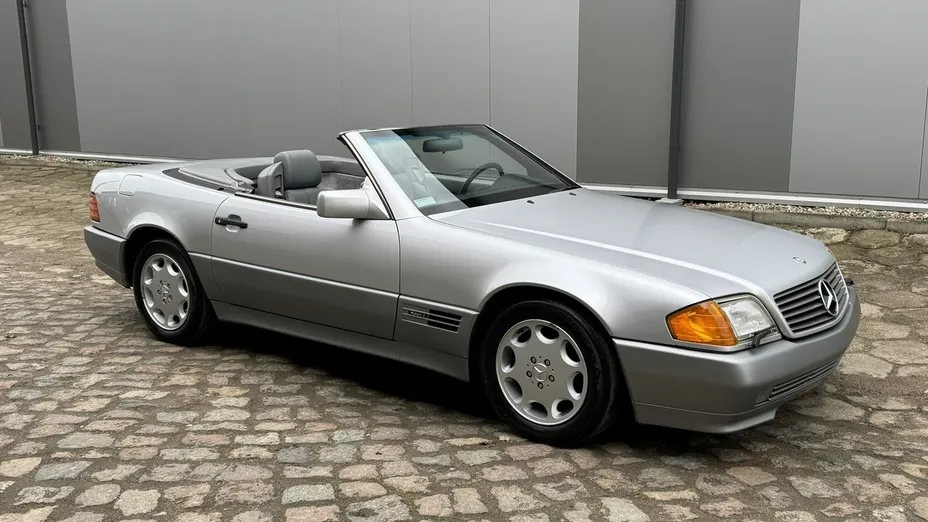 MERCEDES-BENZ SL -