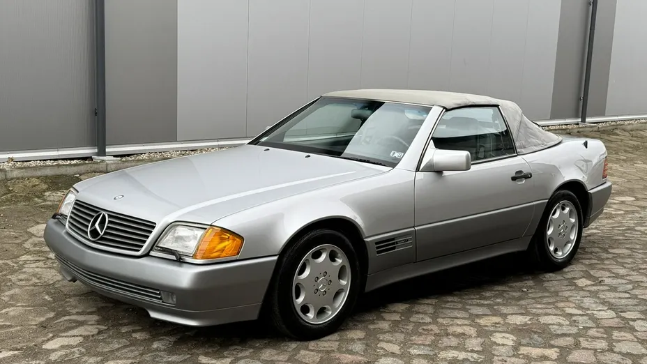 MERCEDES-BENZ SL -