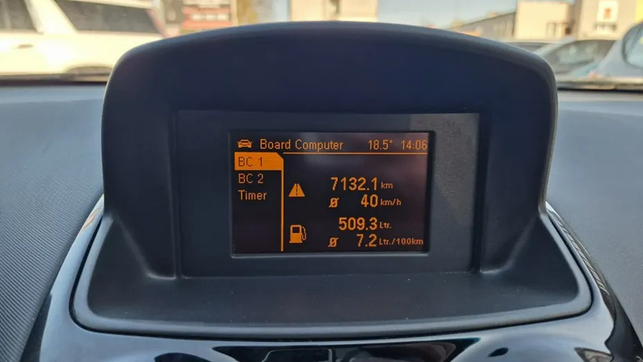 OPEL Corsa -