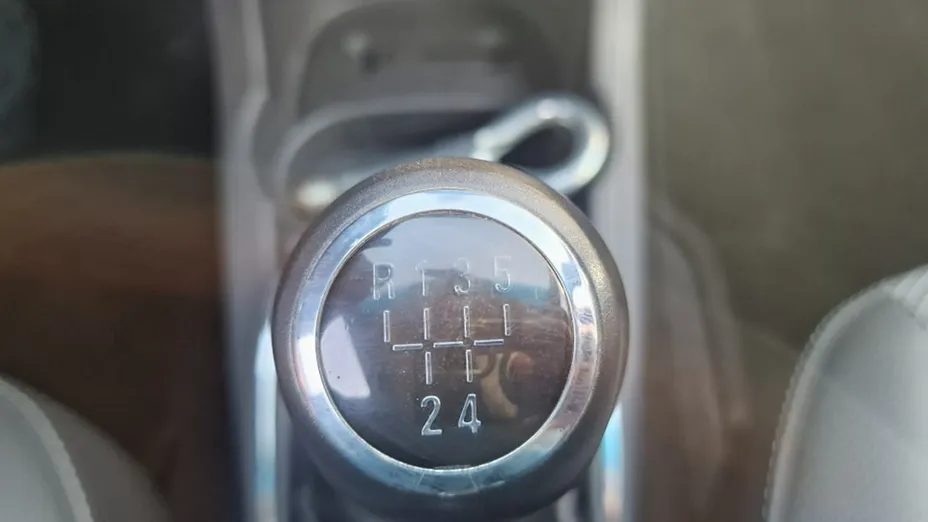 OPEL Corsa -