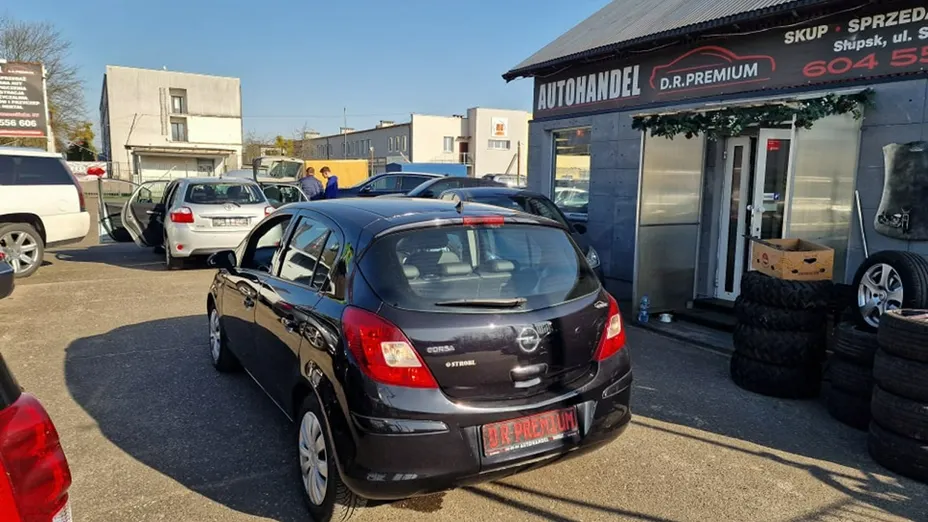 OPEL Corsa -