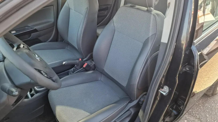 OPEL Corsa -