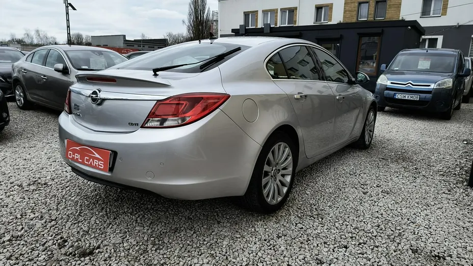OPEL Insignia -