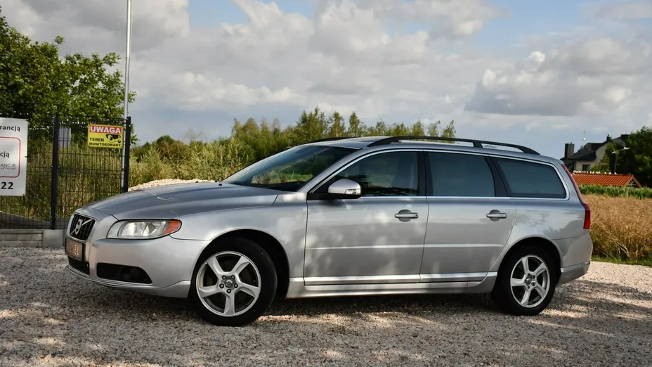 VOLVO V70 -