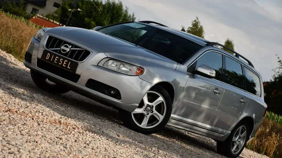 VOLVO V70 -