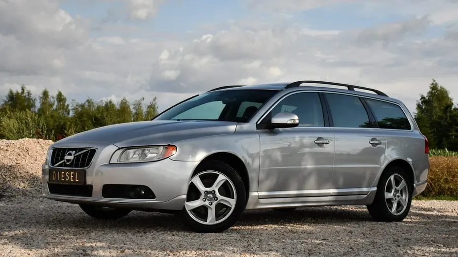 VOLVO V70 -