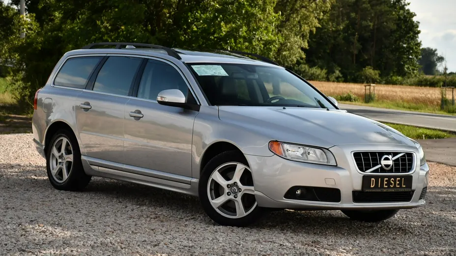 VOLVO V70 -