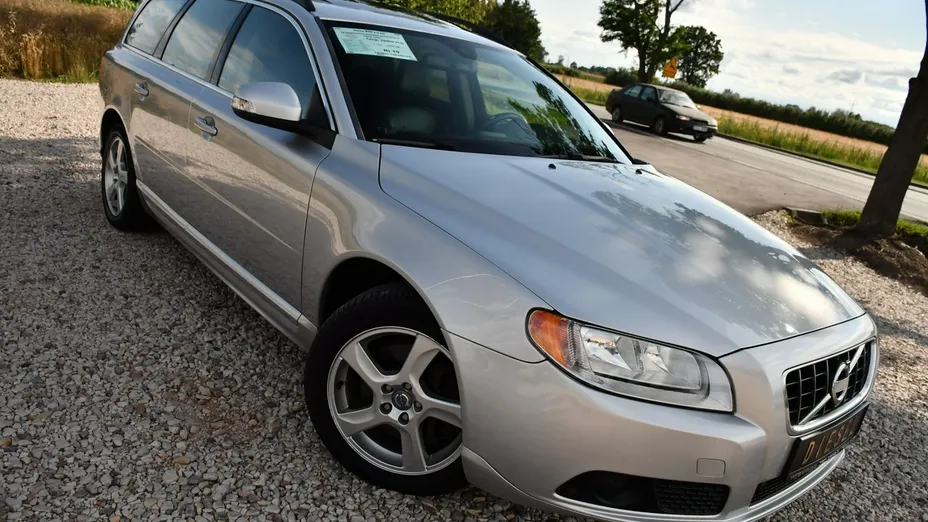 VOLVO V70 -