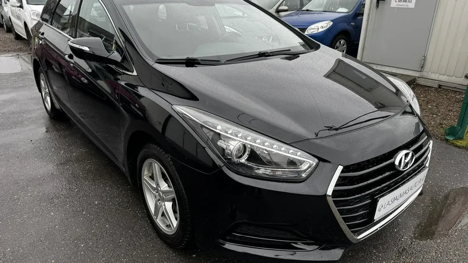 HYUNDAI i40 -