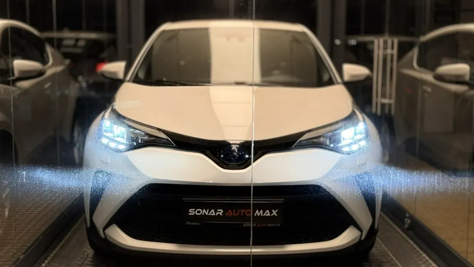 TOYOTA C-HR -