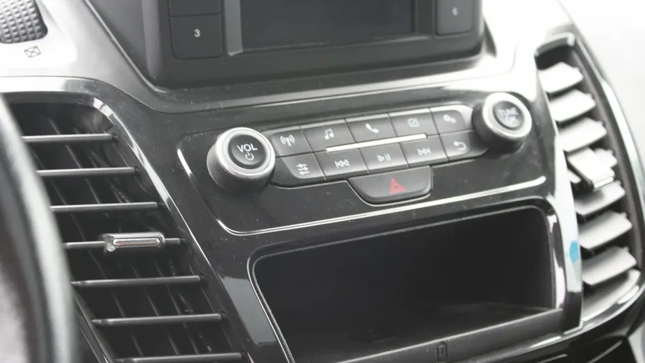 FORD Tourneo Connect -