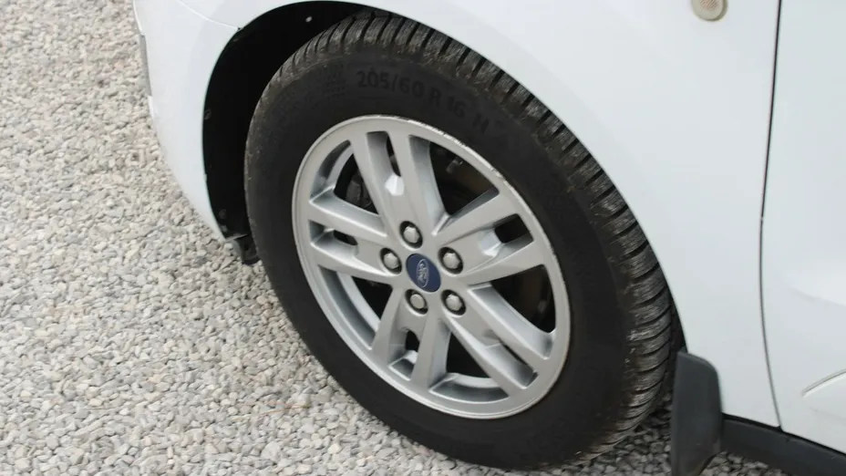 FORD Tourneo Connect -