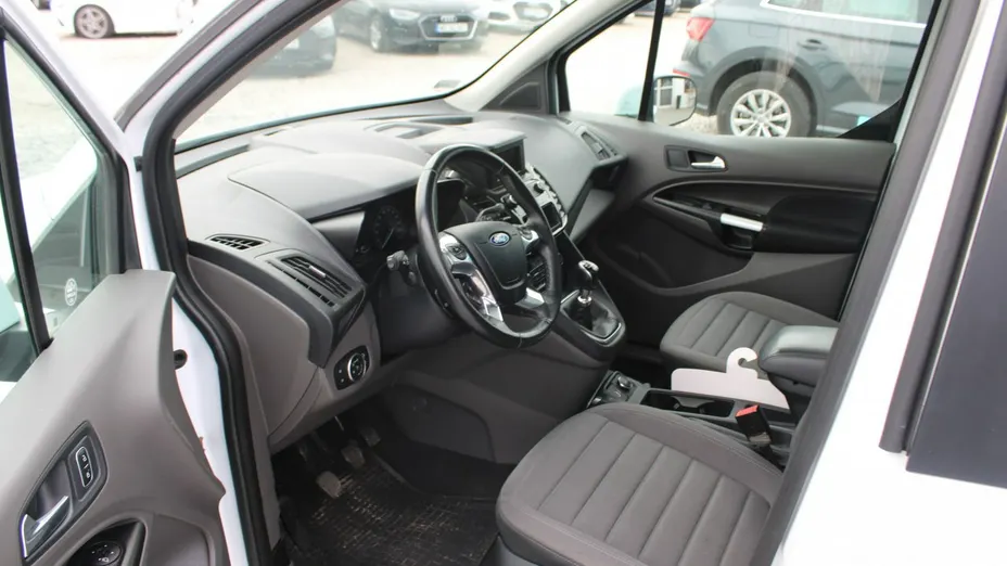 FORD Tourneo Connect -