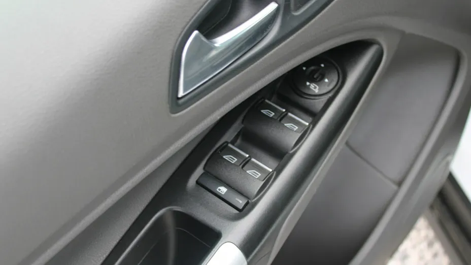 FORD Tourneo Connect -