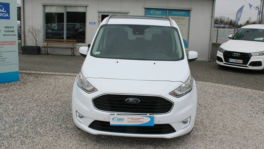 FORD Tourneo Connect -