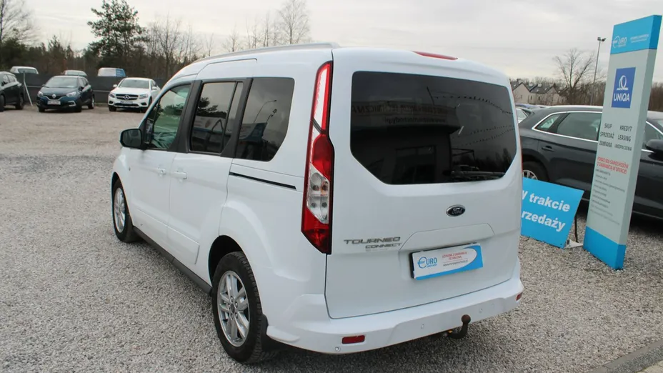 FORD Tourneo Connect -
