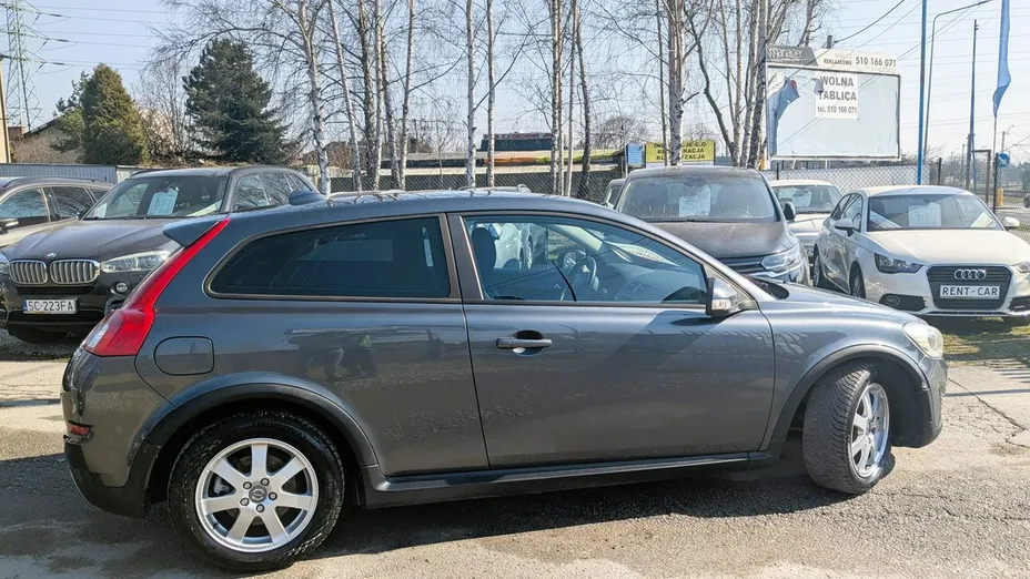 VOLVO C30 -