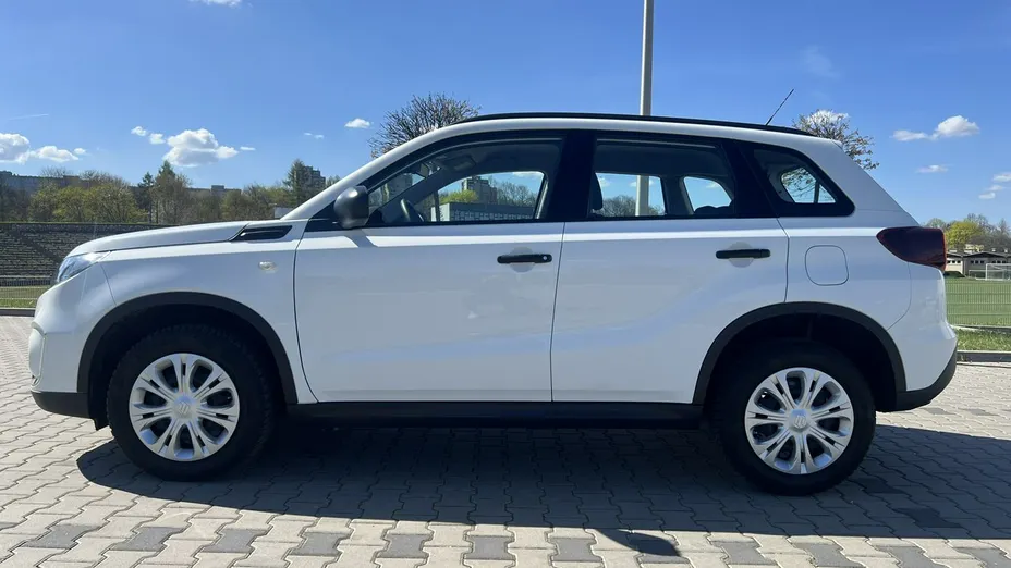 SUZUKI Vitara -