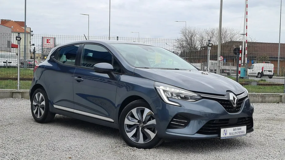 RENAULT Clio -