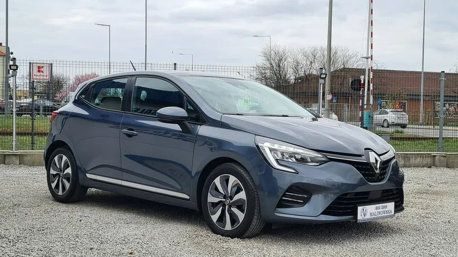 RENAULT Clio -